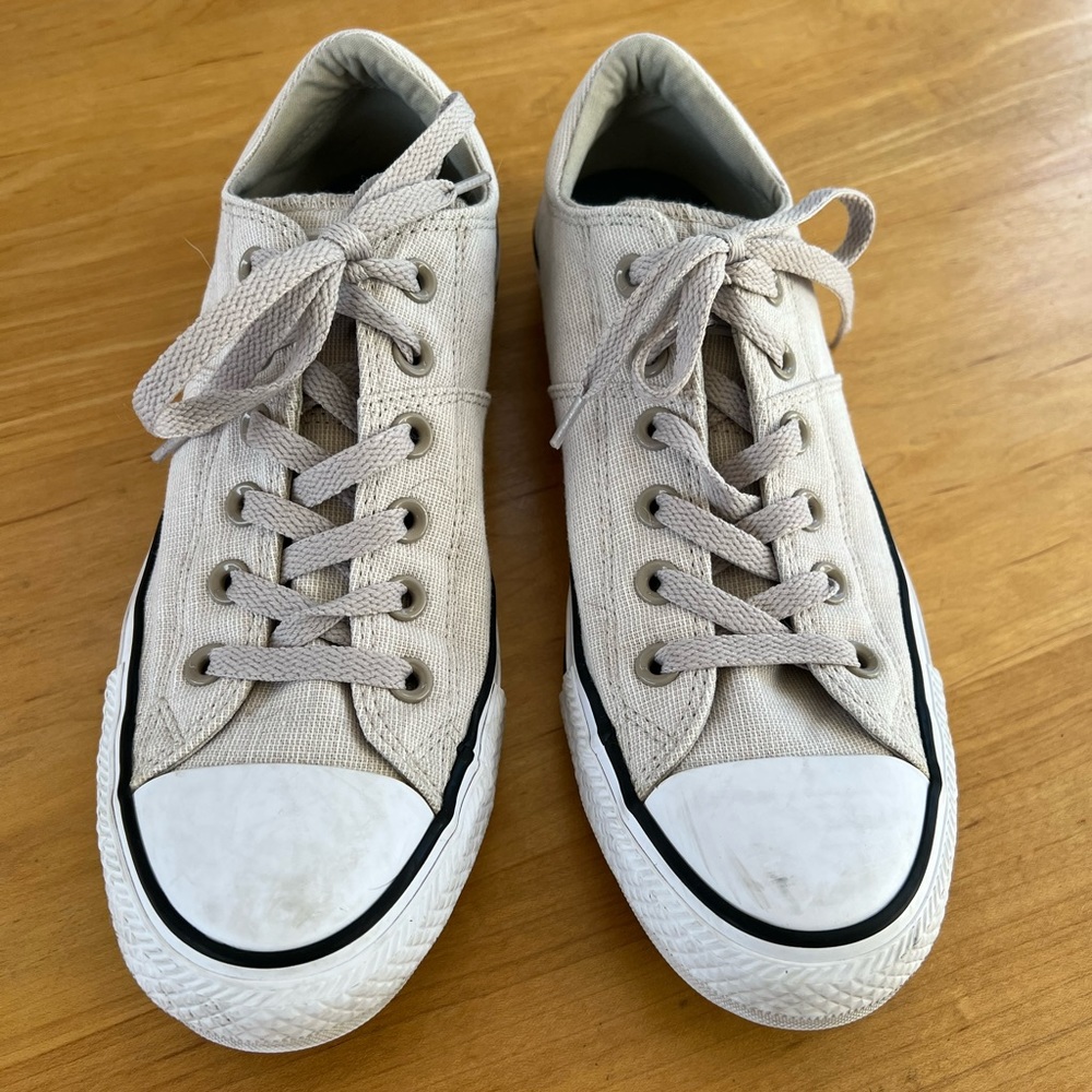 Light Tan Converse Chucks